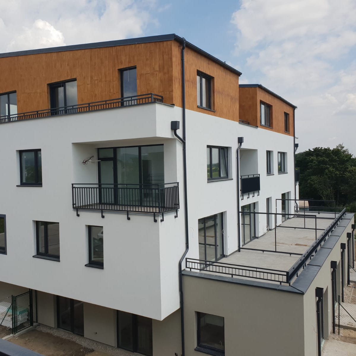 Activity residence